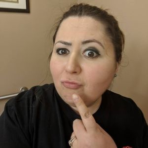 Meet your Posher, Arnela